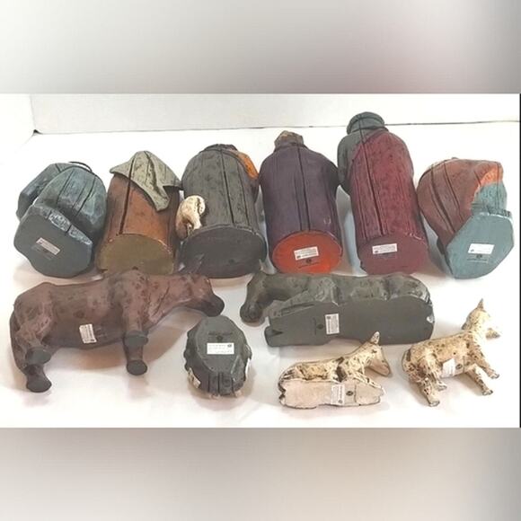 Dept. 56 Vintage Christmas 11 Piece Chalkware LARGE Traditional Nativity Set - Picture 10 of 12